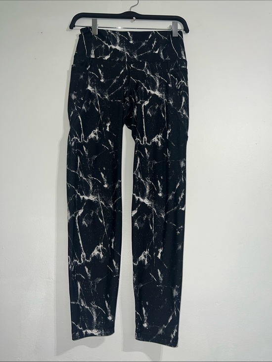 Old Navy Pants - Old Navy Black Marble-Print Leggings